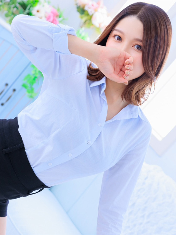 桜井 あやの｜大阪 梅田 兎我野町 ホテヘル＆デリヘル【イケない女教師】〜  イケない女教師がスーツ姿にハイヒール、Hな下着にパンスト着用であなたと妄想レッスン！