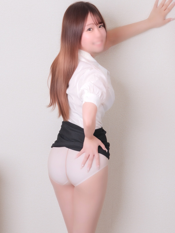 水野 海｜大阪 梅田 兎我野町 ホテヘル＆デリヘル【イケない女教師】〜  イケない女教師がスーツ姿にハイヒール、Hな下着にパンスト着用であなたと妄想レッスン！