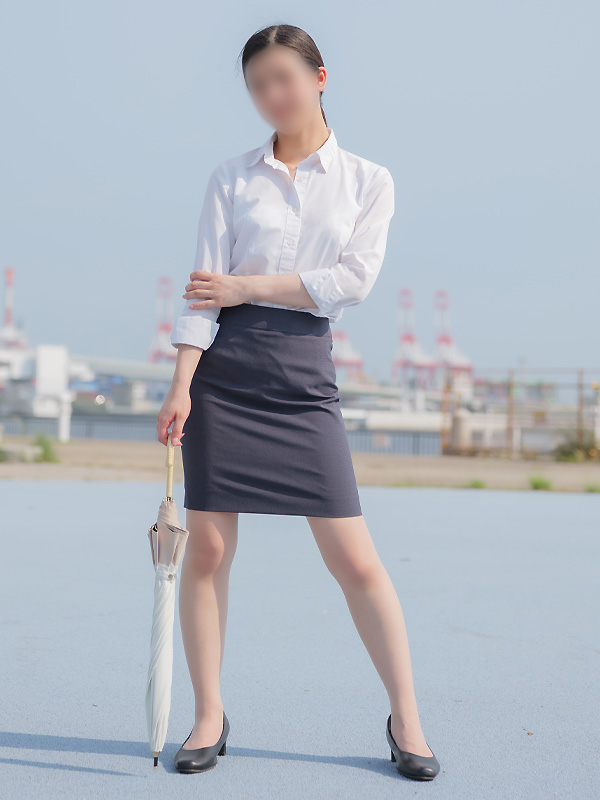 青葉 ちなつ｜大阪 梅田 兎我野町 ホテヘル＆デリヘル【イケない女教師】〜  イケない女教師がスーツ姿にハイヒール、Hな下着にパンスト着用であなたと妄想レッスン！