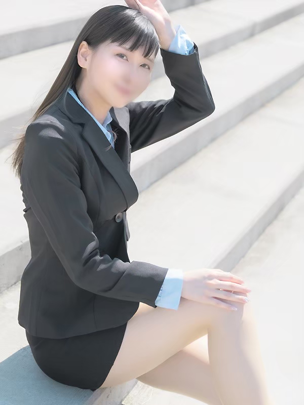 羽生 まこ｜大阪 梅田 兎我野町 ホテヘル＆デリヘル【イケない女教師】〜  イケない女教師がスーツ姿にハイヒール、Hな下着にパンスト着用であなたと妄想レッスン！