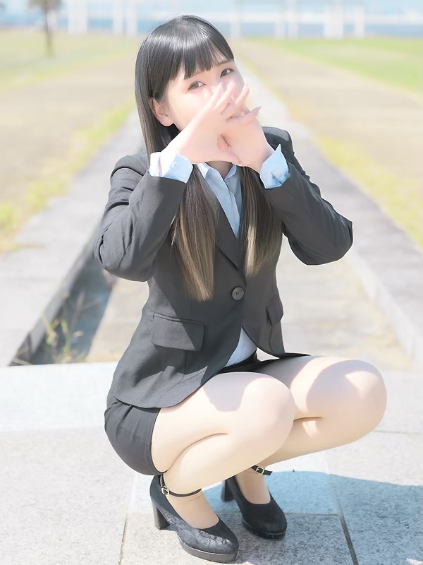 羽生 まこ｜大阪 梅田 兎我野町 ホテヘル＆デリヘル【イケない女教師】〜  イケない女教師がスーツ姿にハイヒール、Hな下着にパンスト着用であなたと妄想レッスン！