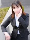 神崎 ひかり(27)先生のReview｜大阪 梅田 兎我野町 ホテヘル＆デリヘル【イケない女教師】〜  イケない女教師がスーツ姿にハイヒール、Hな下着にパンスト着用であなたと妄想レッスン！｜